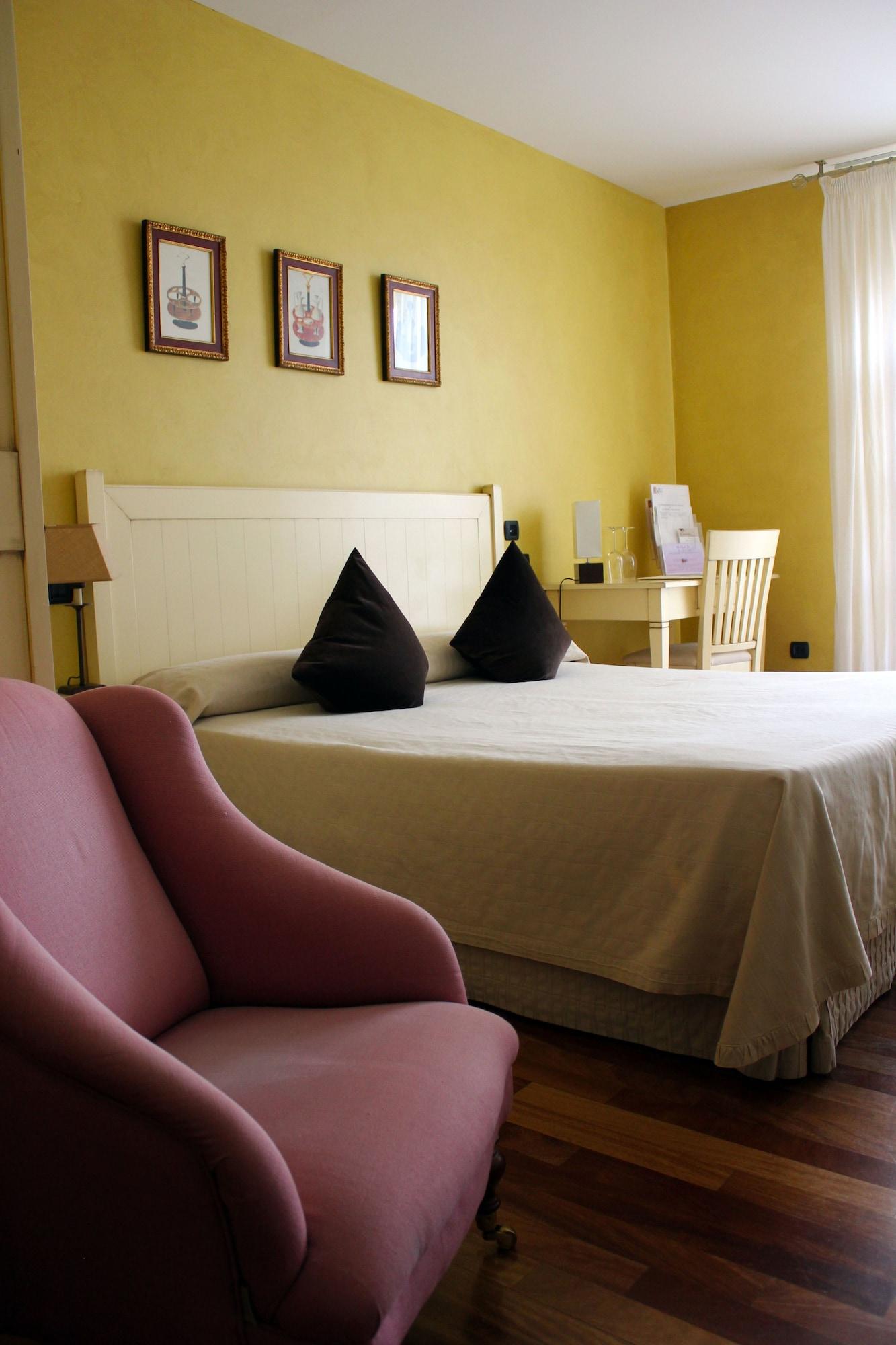 Hotel Vinicola Real-200 Monges Albelda De Iregua Εξωτερικό φωτογραφία
